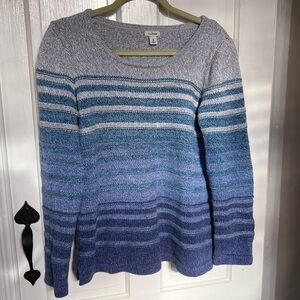 L.L. Bean Women's Gradient Blue and Gray Sweater